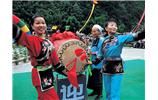 德夯大峽谷 一、二、三代苗鼓王同臺(tái)獻(xiàn)藝